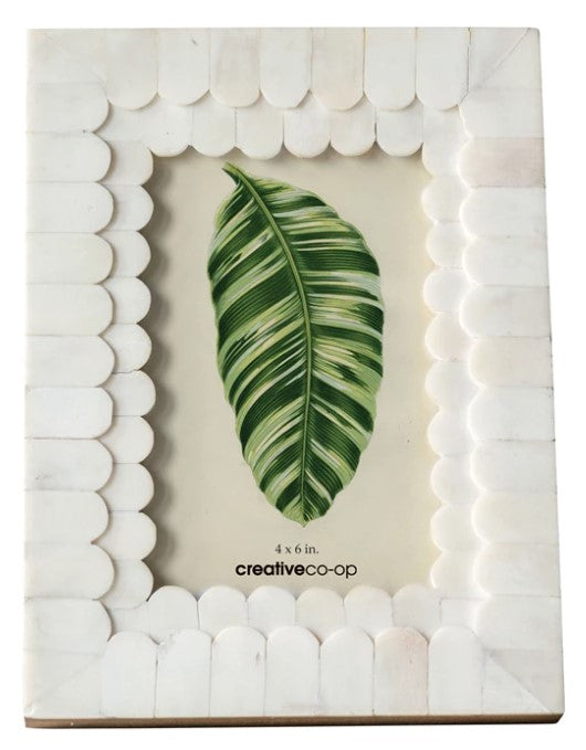 Scalloped Bone Frame
